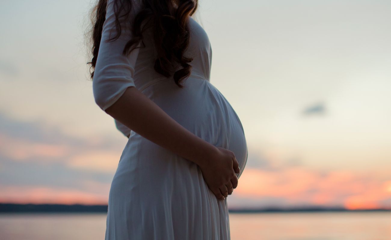 Best Time To Take Maternity Photos