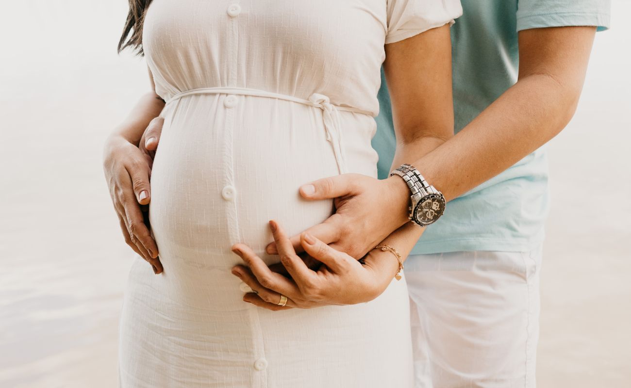 Best Time To Take Maternity Photos